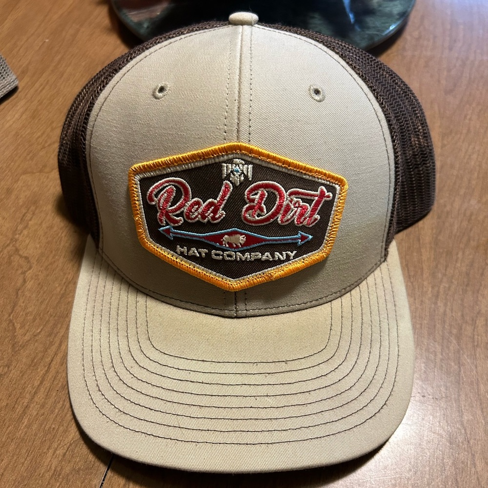 Red Dirt Hat Company